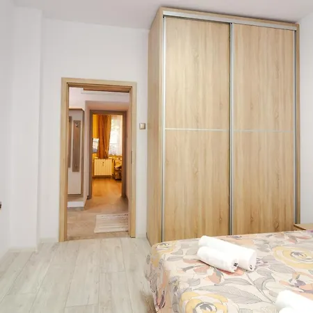 Apartament The Right Choice 3 *