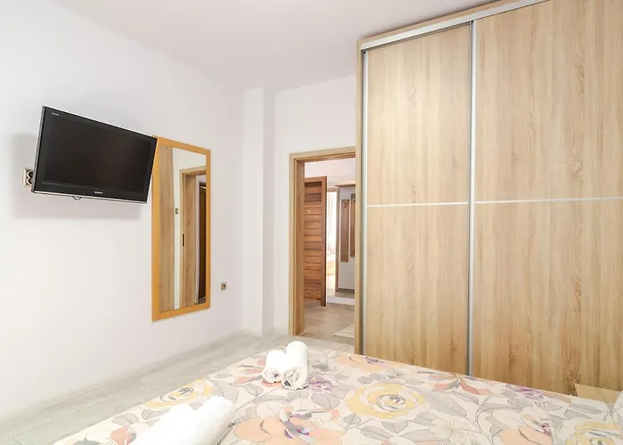 The Right Choice 3 Lejlighed *